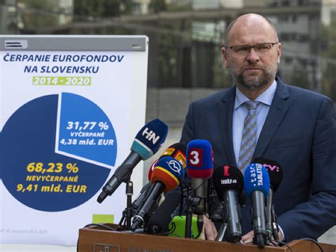 Richard Sulík počas tlačovej konferencie