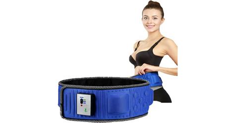 Osoba používajúca vibračný pás okolo bokov