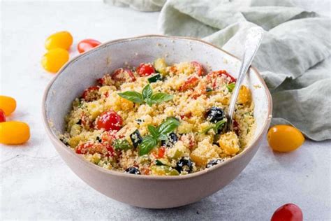 miska s pestrofarebným zeleninovým kuskusom