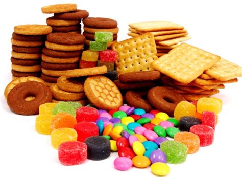 Ilustrácia rôznych nezdravých potravín ako fast food, sladkosti a sladené nápoje