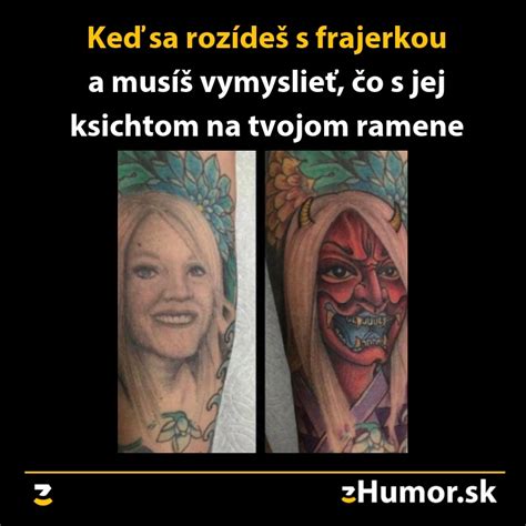 Porovnanie tetovania na tele muža pred a po schudnutí