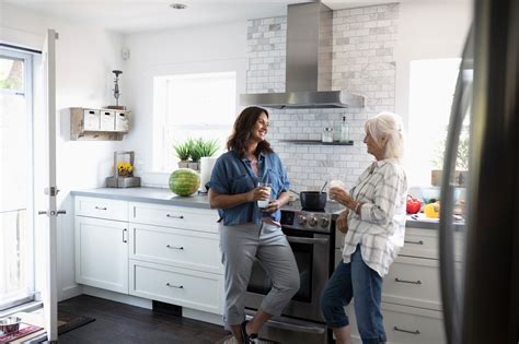 Ilustračná fotografia modernej vibračnej plošiny v domácom prostredí.