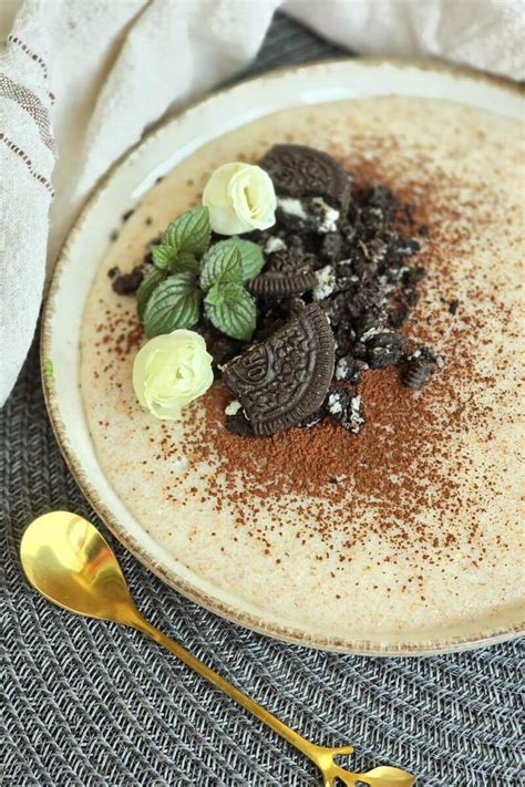 Ilustrácia znázorňujúca rovnováhu medzi energetickým príjmom a výdajom.