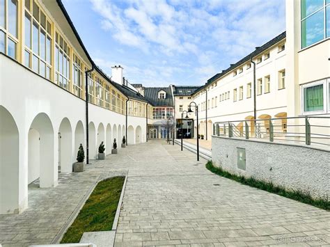 Mapa s vyznačenou polohou NATURHOUSE v Banskej Bystrici na Námestí Slobody 8.