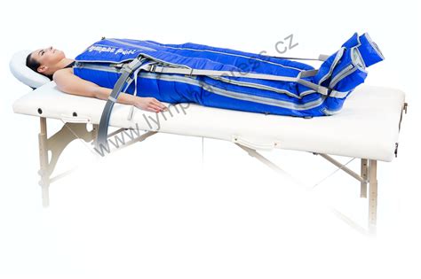 Ilustrácia, zobrazujúca dôležitosť pitného režimu a lymfodrenáže po kavitácii