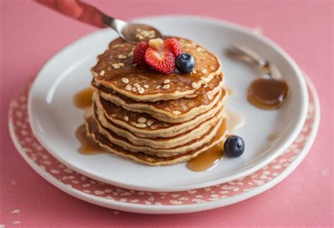 Tanier s palacinkami z ovsených vločiek