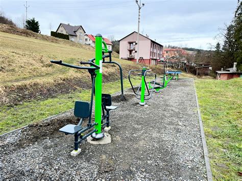 ilustračné foto: rôzne fitness stroje v posilňovni