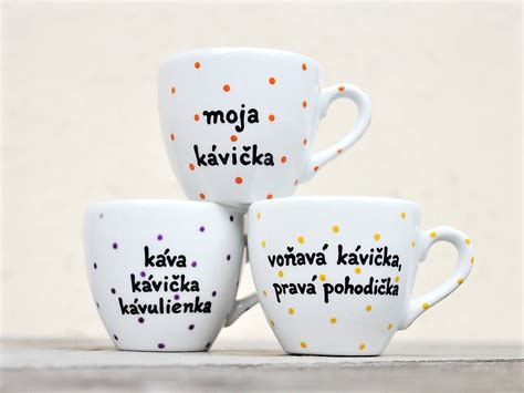 ilustračné foto: šálka kávy s reklamným textom o chudnutí