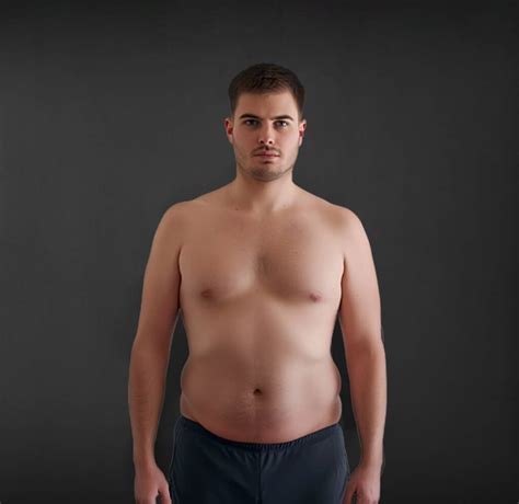 fotografia kulturistu s vypuklým bruchom