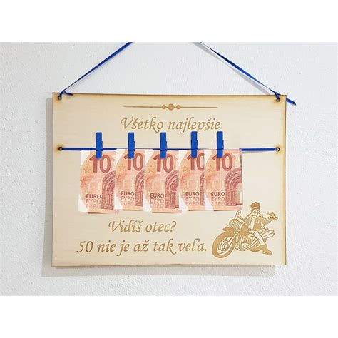 tabuľka porovnávajúca výsledky rôznych vzorcov pre priemerného muža a ženu