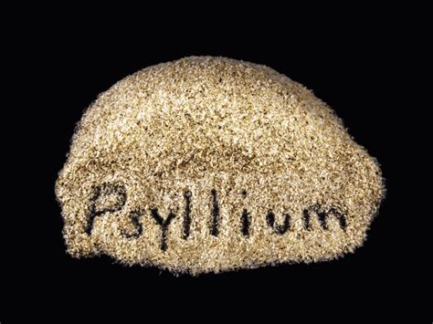 Schéma ukazujúca ako psyllium absorbuje vodu a zväčšuje svoj objem v tráviacom trakte.