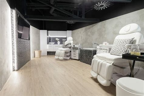 Ilustračná fotografia moderného estetického salónu